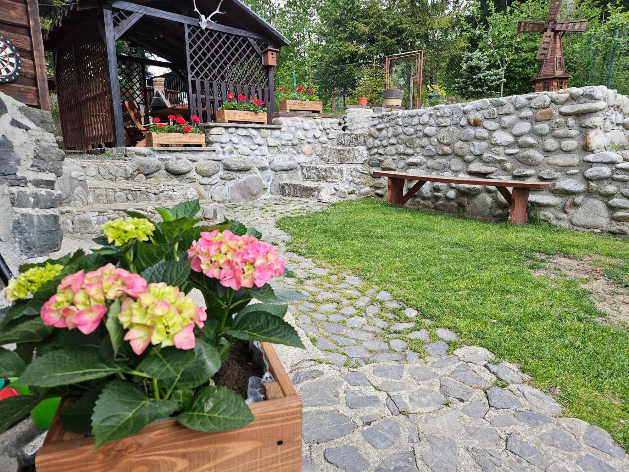 Vila Kamila ตาตรันสกา ชตราบา ภายนอก รูปภาพ